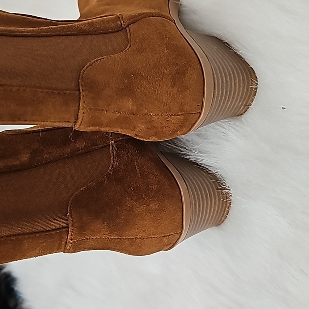 Suede booties - Picture 5 of 6